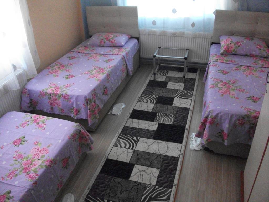 Ernur Pension Canakkale Quarto foto